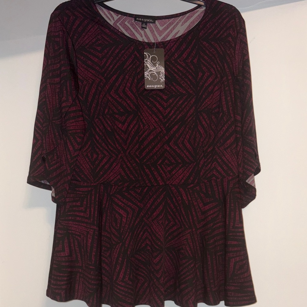 🌴Ava & Grace Women's Black and Burgundy Patterned Blouse Size L